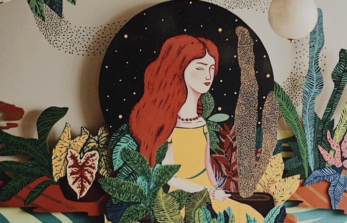 Mural Dewi Sri yang dikenal sebagai Dewi Kesuburan dibuat oleh Thema untuk menghadirkan suasana artsy di salah satu area Slide Bar